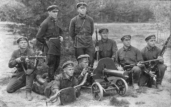 Завалили трупами? Боевые потери Красной Армии были ниже чем у фашистов-захватчиков! Завалили трупами? Боевые потери Красной Армии были ниже чем у фашистов-захватчиков!