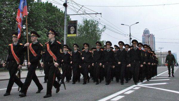 Требуются новые победы: о парадах в Москве, Минске и Новороссии Требуются новые победы: о парадах в Москве, Минске и Новороссии