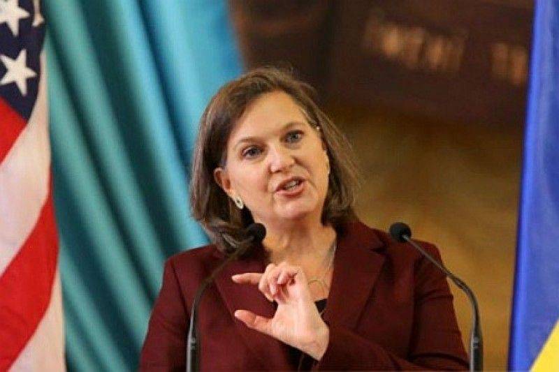 Америка больше не намерена кормить Украину печеньками Америка больше не намерена кормить Украину печеньками