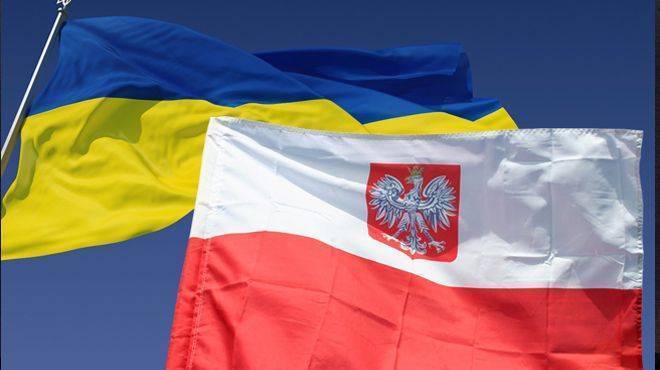 Польша озвучила новые исторические претензии к Украине Польша озвучила новые исторические претензии к Украине