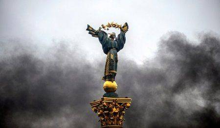 Кровавый монолит Майдана покрывается трещинами Кровавый монолит Майдана покрывается трещинами