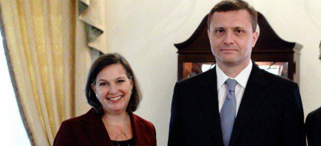 Рестайлинг Украины на марше Рестайлинг Украины на марше
