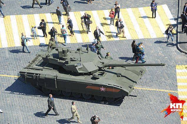 Военный эксперт: «Суперснаряд «Арматы» пробивает метровую броню» Военный эксперт: «Суперснаряд «Арматы» пробивает метровую броню»