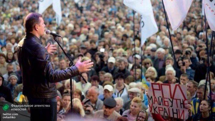 Ляшко призвал Порошенко сделать выводы, пока Янукович не вернулся Ляшко призвал Порошенко сделать выводы, пока Янукович не вернулся