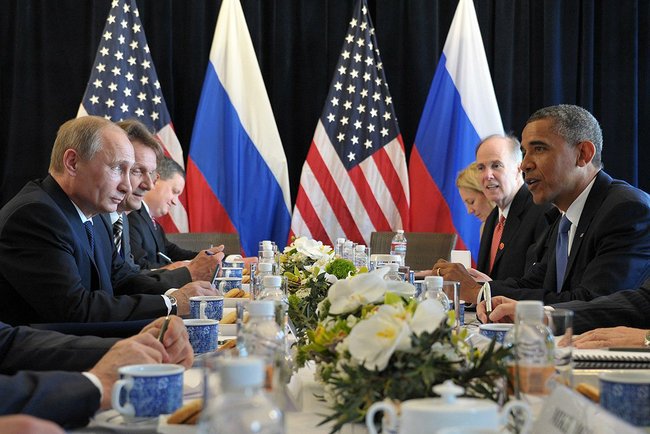Д.Керри не "напугал" Путина в Сочи, и США "пошли вабанк.." Д.Керри не "напугал" Путина в Сочи, и США "пошли вабанк.."
