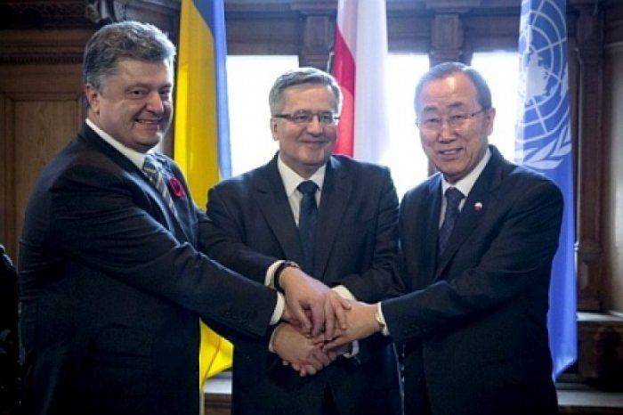 Украина требует миротворцев ООН Украина требует миротворцев ООН