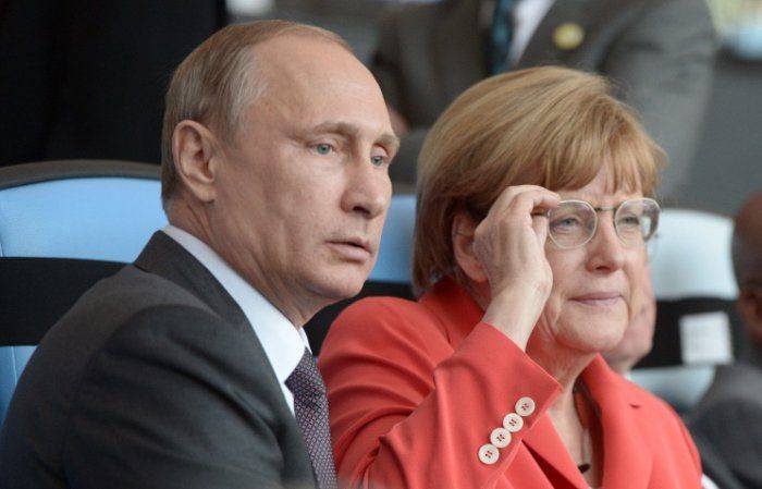 Украина и восстановление сотрудничества РФ и ФРГ станут темами встречи Путина и Меркель Украина и восстановление сотрудничества РФ и ФРГ станут темами встречи Путина и Меркель