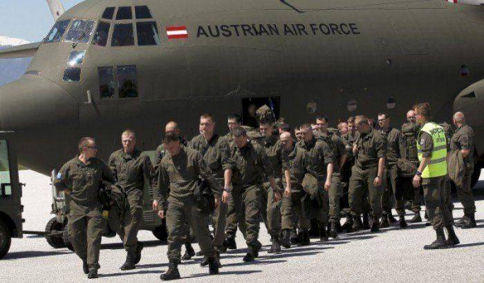 Австрийский генерал: Военная риторика стала уже просто смешной Австрийский генерал: Военная риторика стала уже просто смешной