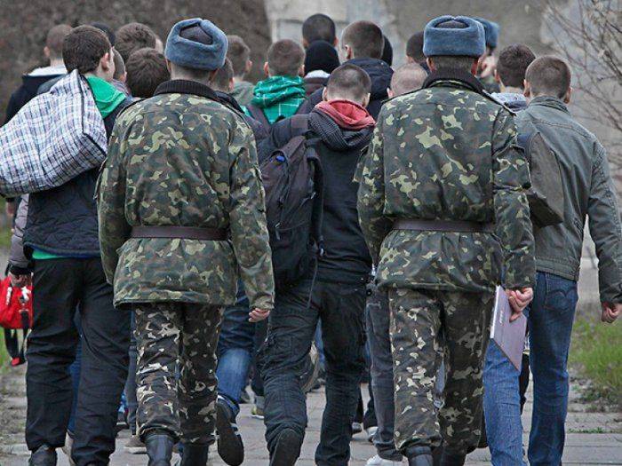 Пятая волна мобилизации: харьковчан хватают прямо на улице и отправляют в военкомат  Пятая волна мобилизации: харьковчан хватают прямо на улице и отправляют в военкомат