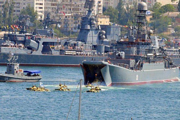 Ляшко требует выгнать Черноморский флот РФ из Крыма Ляшко требует выгнать Черноморский флот РФ из Крыма