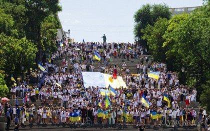 Хунта спешно украинизирует Одессу — «одэсци» наступают на одесситов Хунта спешно украинизирует Одессу — «одэсци» наступают на одесситов