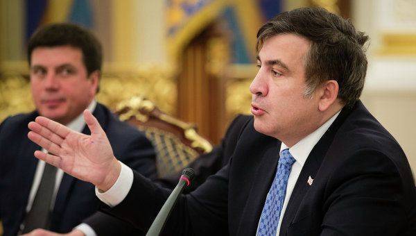 СМИ: Саакашвили решил пустить грузы в Одессу в обход России СМИ: Саакашвили решил пустить грузы в Одессу в обход России