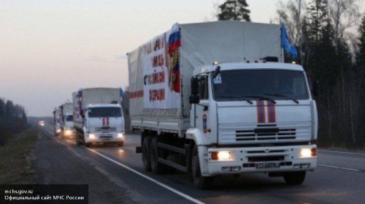 Россия отправила в Донбасс очередной гумконвой Россия отправила в Донбасс очередной гумконвой