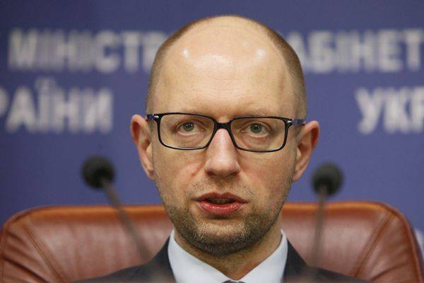 Звонок одесситки Яценюку разорвал сеть Звонок одесситки Яценюку разорвал сеть