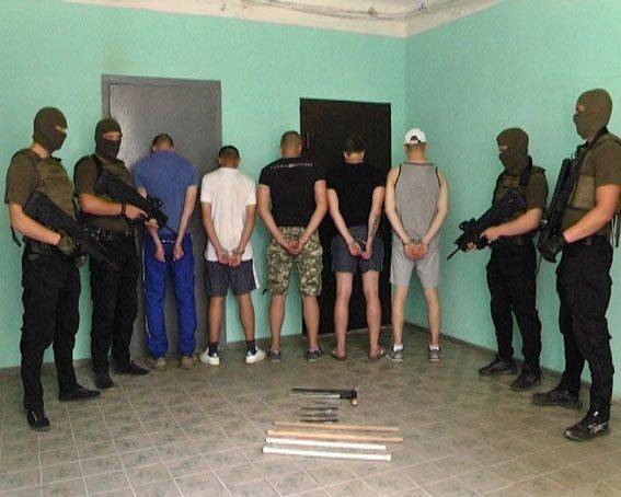 Резню в Харькове устроили неонацисты, крышуемые Аваковым, — мнение Резню в Харькове устроили неонацисты, крышуемые Аваковым, — мнение