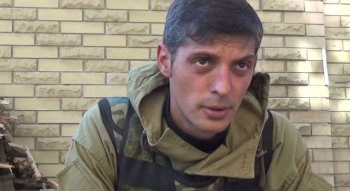 Гиви: Украинские солдаты подожгли дом и думали, что я в нем сгорел Гиви: Украинские солдаты подожгли дом и думали, что я в нем сгорел