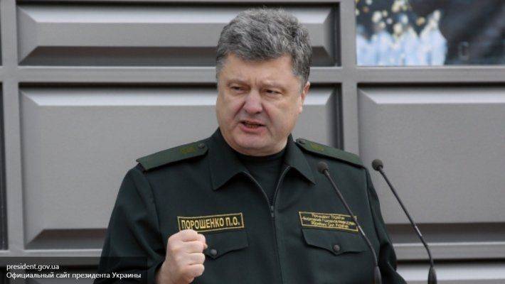 Порошенко назвал конкурента «российской агрессии» и «аннексии Крыма» Порошенко назвал конкурента «российской агрессии» и «аннексии Крыма»