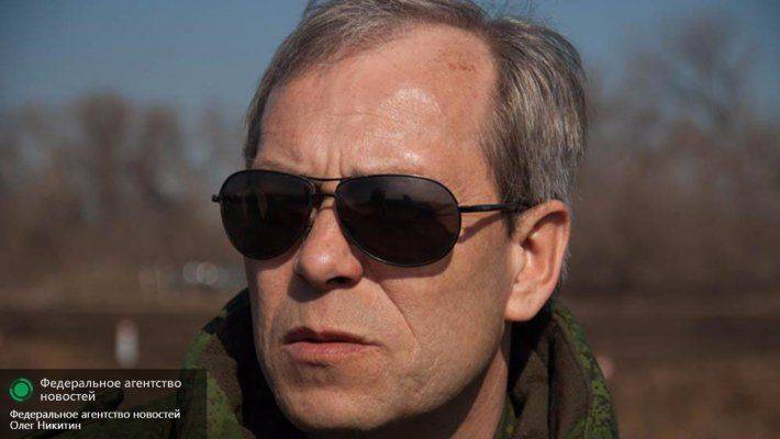 Басурин: Силовики захватывают школы и стягивают к Донецку гаубицы Басурин: Силовики захватывают школы и стягивают к Донецку гаубицы