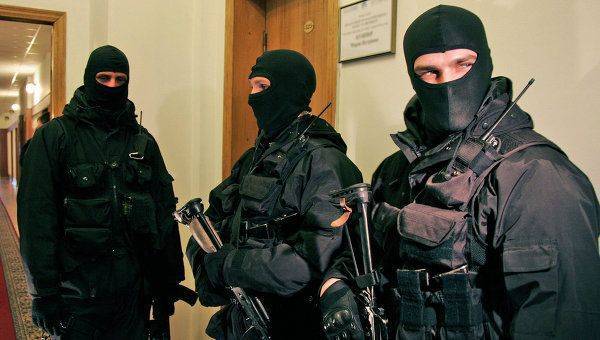 СБУ задержала подозреваемого в госизмене сотрудника спецслужб СБУ задержала подозреваемого в госизмене сотрудника спецслужб