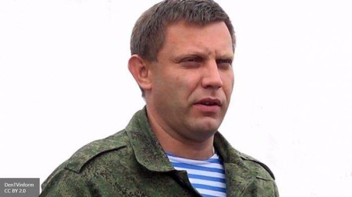 Захарченко: Порошенко снова врет о выполнении Минских соглашений Захарченко: Порошенко снова врет о выполнении Минских соглашений