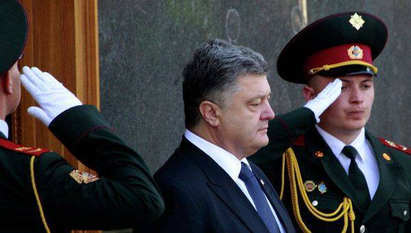 FAZ: олигарх Порошенко избавляется от конкурентов FAZ: олигарх Порошенко избавляется от конкурентов