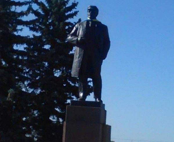 Друг вернулся с Украины Друг вернулся с Украины