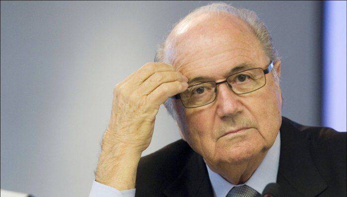 Блаттер рассказал о причинах отставки Блаттер рассказал о причинах отставки