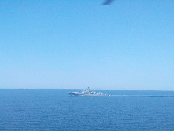 Украина бросила все остатки своего флота на российский сторожевик у берегов Одессы  Украина бросила все остатки своего флота на российский сторожевик у берегов Одессы
