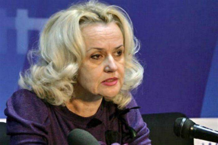 Оккупанты заставили местных жителей пригорода Горловки рыть окопы