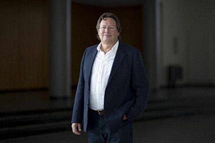 Экс-госсекретарь МИДа Германии: Если бы в Украине провели честный референдум Восток страны отошел бы к России   Экс-госсекретарь МИДа Германии: Если бы в Украине провели честный референдум Восток страны отошел бы к России