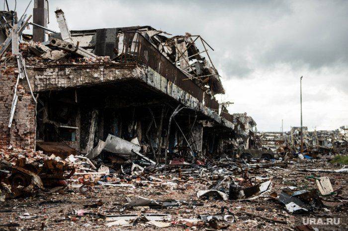 Донецкий комбат Гиви: «Никто не знает, что мы здесь вытворяем» Донецкий комбат Гиви: «Никто не знает, что мы здесь вытворяем»