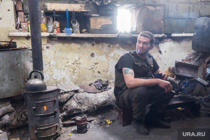 Донецкий комбат Гиви: «Никто не знает, что мы здесь вытворяем» Донецкий комбат Гиви: «Никто не знает, что мы здесь вытворяем»