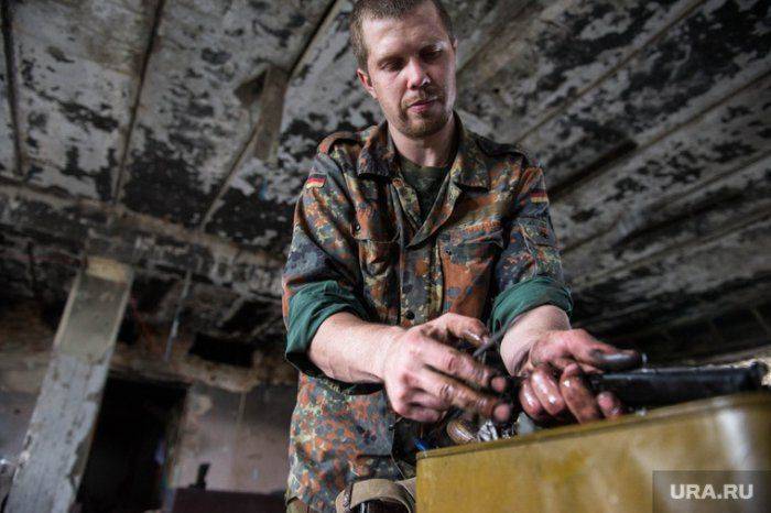 Донецкий комбат Гиви: «Никто не знает, что мы здесь вытворяем» Донецкий комбат Гиви: «Никто не знает, что мы здесь вытворяем»