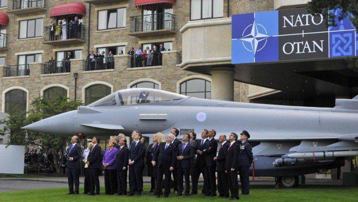 Пора покончить с НАТО, пока не стало слишком поздно Пора покончить с НАТО, пока не стало слишком поздно