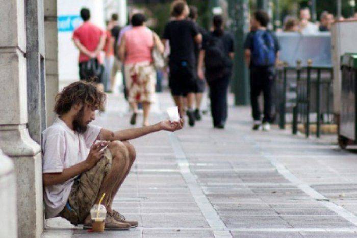 В Украине растет безработица: более миллиона людей нищенствует В Украине растет безработица: более миллиона людей нищенствует