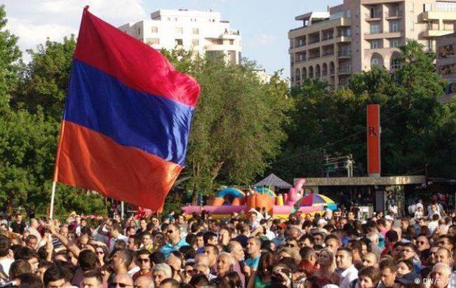 Станет ли протест в Ереване армянским майданом? Станет ли протест в Ереване армянским майданом?