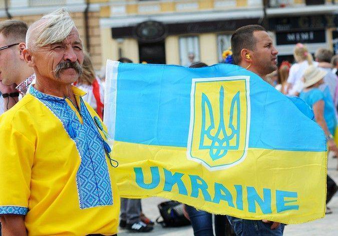 Юбилей Януковича: экономические показатели Украины до и после свержения Юбилей Януковича: экономические показатели Украины до и после свержения