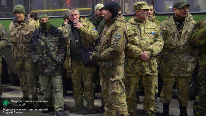 ЛНР: Боевики «Айдара» и «Правого сектора» оставляют позиции в зоне АТО ЛНР: Боевики «Айдара» и «Правого сектора» оставляют позиции в зоне АТО