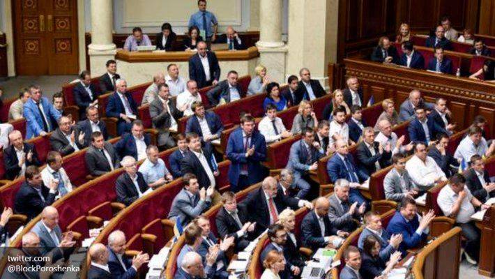 Украинские депутаты займутся расследованием инцидента в Мукачево Украинские депутаты займутся расследованием инцидента в Мукачево