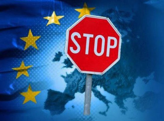 Британский журналист: Соседи Украины расплачиваются за вмешательство ЕС и США в политику Киева Британский журналист: Соседи Украины расплачиваются за вмешательство ЕС и США в политику Киева