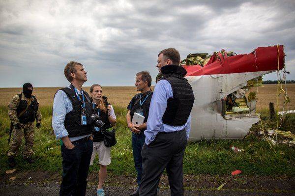Пять вопросов о крушении Boeing MH17, оставшихся без ответа Пять вопросов о крушении Boeing MH17, оставшихся без ответа