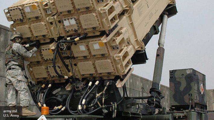 США запугивают Москву и дают Киеву деньги на войну США запугивают Москву и дают Киеву деньги на войну