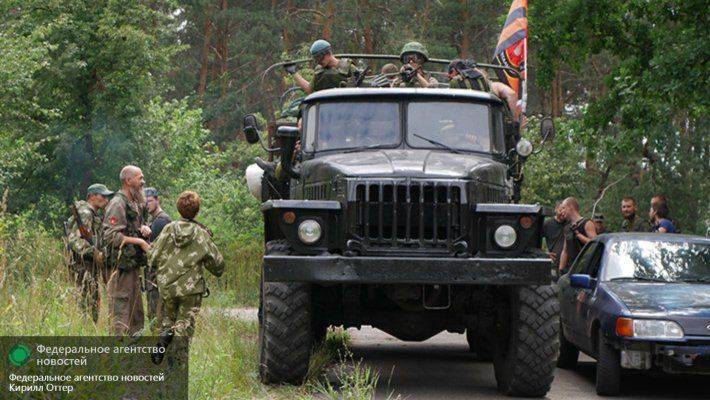 ДНР: Украинские военные продолжают обстрелы из всех видов оружия ДНР: Украинские военные продолжают обстрелы из всех видов оружия