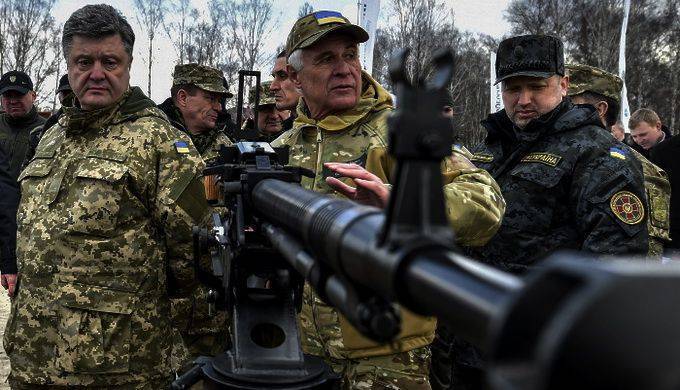 Война нервов на Донбассе: Первым сорвётся Порошенко Война нервов на Донбассе: Первым сорвётся Порошенко