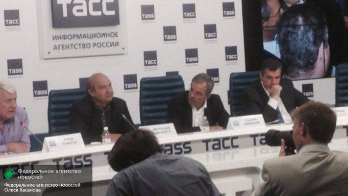 В Крыму мир, разумная власть и нет Гуантанамо — французский депутат В Крыму мир, разумная власть и нет Гуантанамо — французский депутат