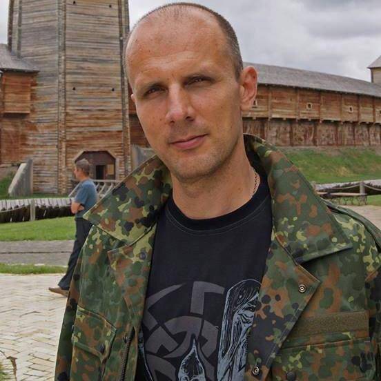 Повесился один из командиров полка «Азов» Повесился один из командиров полка «Азов»