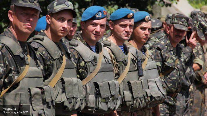 Аваков назвал мобилизацию «дебилизацией» и призвал к контрактной армии Аваков назвал мобилизацию «дебилизацией» и призвал к контрактной армии