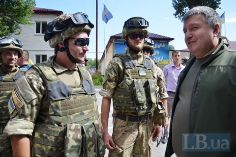 Политтехнолог Яценюка и Авакова призывает отказаться от мобилизации и перевести ВСУ на контракт Политтехнолог Яценюка и Авакова призывает отказаться от мобилизации и перевести ВСУ на контракт