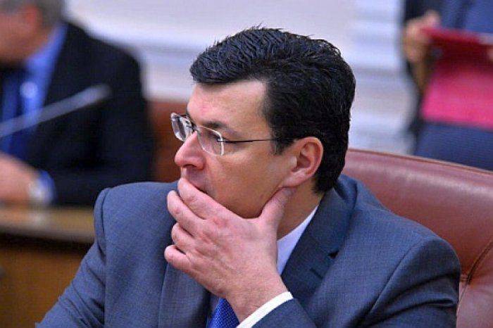Министр Квиташвили послал элиту нации в лечебный эротический тур   Министр Квиташвили послал элиту нации в лечебный эротический тур