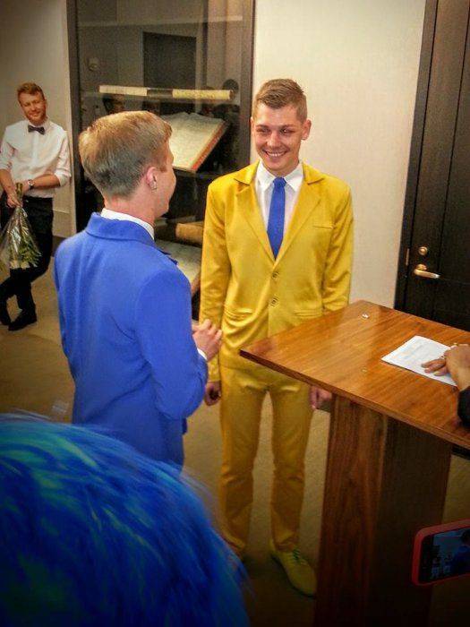 В Нью-Йорке поженились Тарас и Мыкола — гей-пара из Украины В Нью-Йорке поженились Тарас и Мыкола — гей-пара из Украины